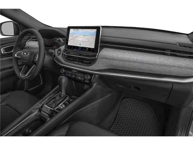 2026 Jeep Compass North in Surrey - Image 12 of 13
