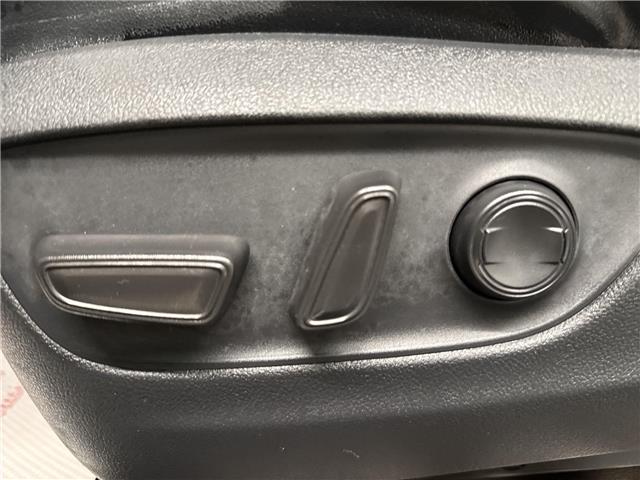 2025 Toyota RAV4 Hybrid SE (Stk: 11105535A) in Markham - Image 17 of 33