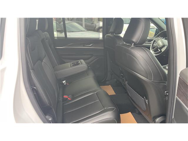 2025 Jeep Grand Cherokee Limited (Stk: TS160) in Kamloops - Image 12 of 26