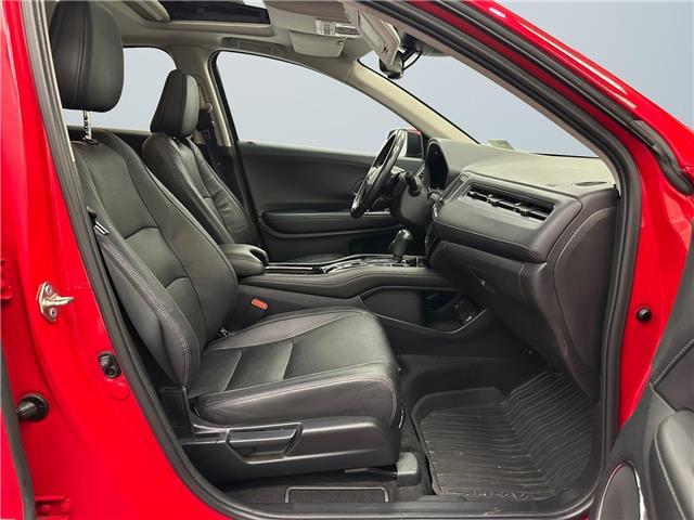 2020 Honda HR-V Touring (Stk: 300165) in Lethbridge - Image 15 of 15