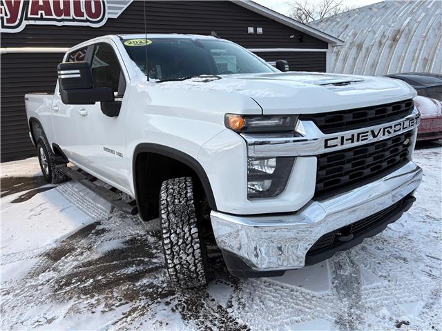 2023 Chevrolet Silverado 2500HD LT in Sussex - Image 6 of 13