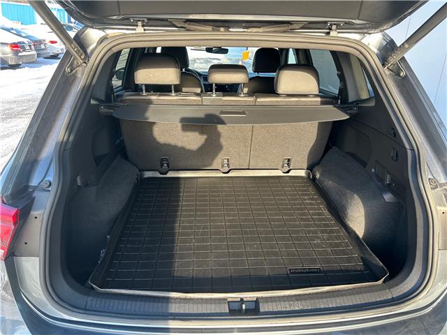 2022 Volkswagen Tiguan Comfortline R-Line Black Edition (Stk: 2494) in Peterborough - Image 5 of 22 2022 Volkswagen Tiguan Comfortline R-Line Black Edition (Stk: 2494) in Peterborough - Image 5 of 22