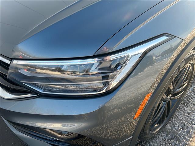 2022 Volkswagen Tiguan Comfortline R-Line Black Edition (Stk: 2494) in Peterborough - Image 7 of 22 2022 Volkswagen Tiguan Comfortline R-Line Black Edition (Stk: 2494) in Peterborough - Image 7 of 22