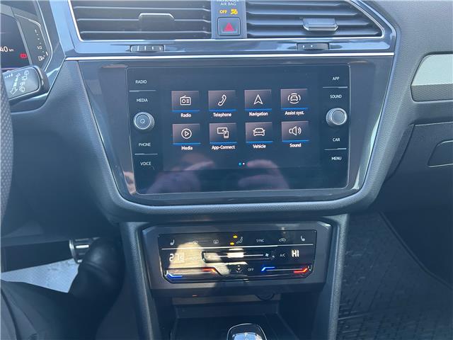2022 Volkswagen Tiguan Comfortline R-Line Black Edition (Stk: 2494) in Peterborough - Image 15 of 22 2022 Volkswagen Tiguan Comfortline R-Line Black Edition (Stk: 2494) in Peterborough - Image 15 of 22