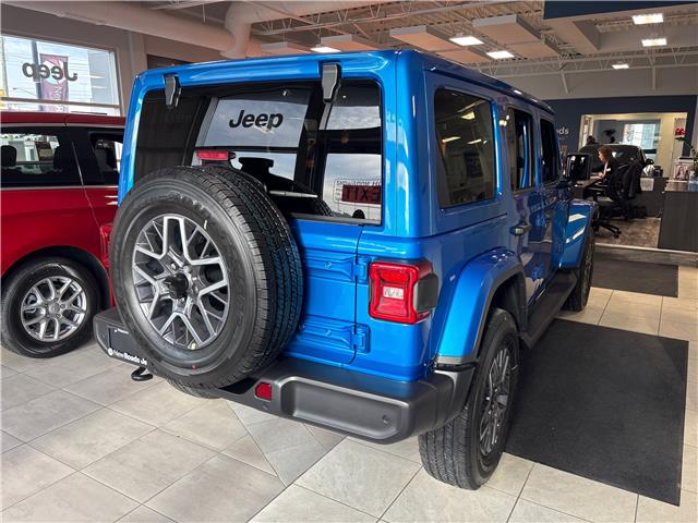 2026 Jeep Wrangler Sahara (Stk: W23002) in Newmarket - Image 6 of 12 2026 Jeep Wrangler Sahara (Stk: W23002) in Newmarket - Image 6 of 12