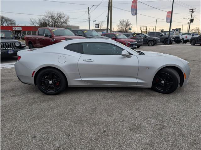 2017 Chevrolet Camaro 1LT (Stk: B1915) in Sarnia - Image 4 of 24