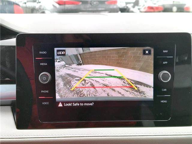 2026 Volkswagen Taos Highline (Stk: 260144) in Regina - Image 34 of 43