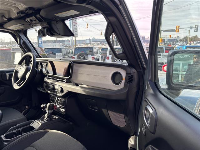 2026 Jeep Gladiator Sport S (Stk: Z23030) in Newmarket - Image 10 of 14