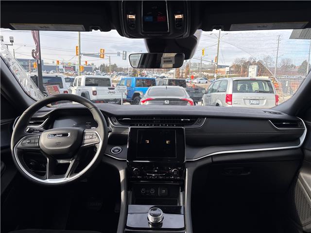 2025 Jeep Grand Cherokee L Laredo (Stk: K23022) in Newmarket - Image 11 of 14