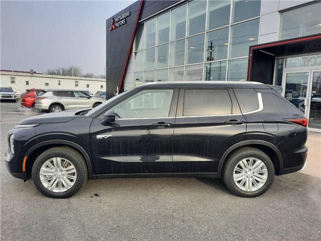 2025 Mitsubishi Outlander PHEV SE (Stk: M810) in Cornwall - Image 2 of 11