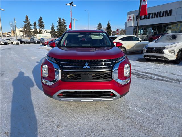2024 Mitsubishi Outlander SE (Stk: 8917) in Calgary - Image 2 of 25