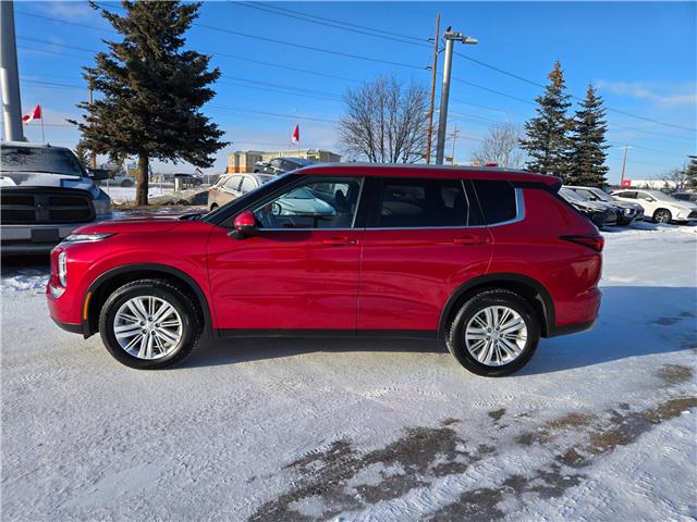 2024 Mitsubishi Outlander SE (Stk: 8917) in Calgary - Image 4 of 25