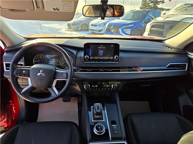 2024 Mitsubishi Outlander SE (Stk: 8917) in Calgary - Image 10 of 25