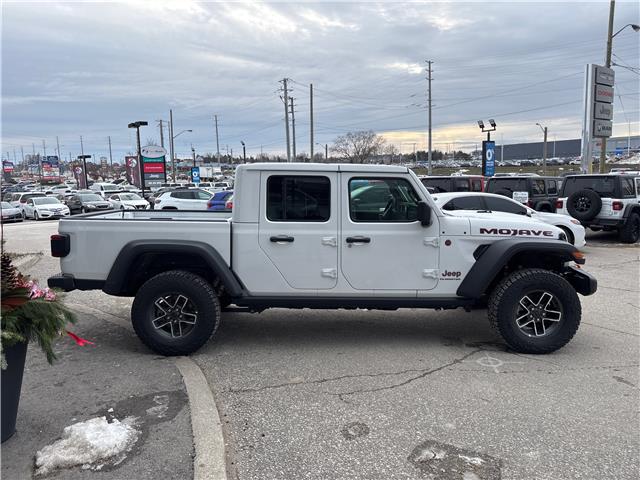2026 Jeep Gladiator Mojave (Stk: Z22984) in Newmarket - Image 8 of 14 2026 Jeep Gladiator Mojave (Stk: Z22984) in Newmarket - Image 8 of 14