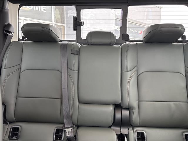 2026 Jeep Gladiator Mojave (Stk: Z22984) in Newmarket - Image 13 of 14 2026 Jeep Gladiator Mojave (Stk: Z22984) in Newmarket - Image 13 of 14