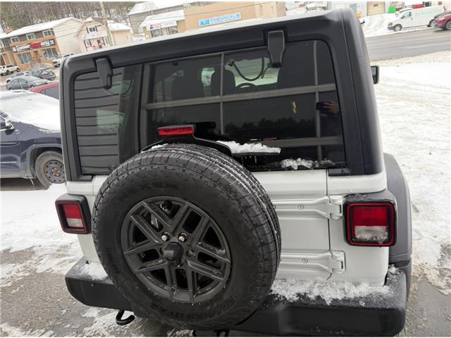 2024 Jeep Wrangler Sport (Stk: 121154) in Greater Sudbury - Image 9 of 9