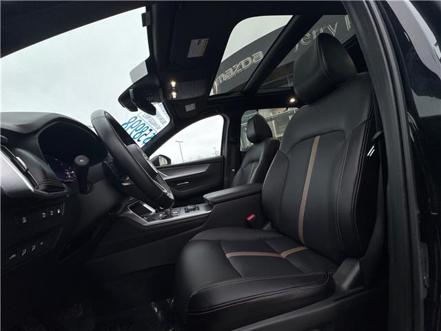2025 Mazda CX-90 PHEV GT (Stk: 03670P) in Owen Sound - Image 17 of 36