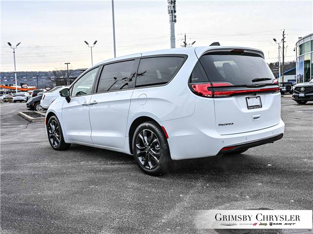 2026 Chrysler Pacifica Select (Stk: N26066) in Grimsby - Image 4 of 33