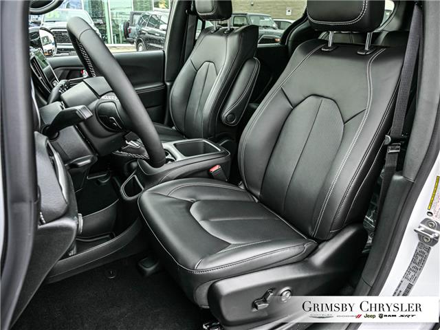 2026 Chrysler Pacifica Select (Stk: N26066) in Grimsby - Image 16 of 33