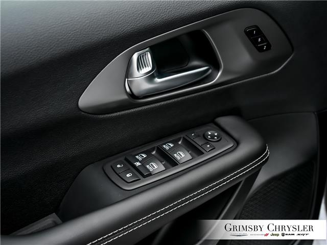 2026 Chrysler Pacifica Select (Stk: N26066) in Grimsby - Image 17 of 33