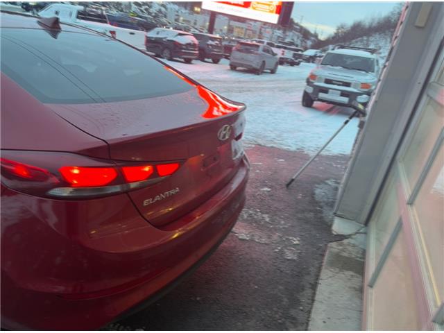 2017 Hyundai Elantra GL in Greater Sudbury - Image 8 of 8