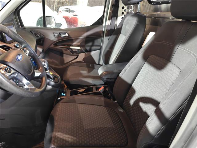 2020 Ford Transit Connect XLT in Ottawa - Image 14 of 28