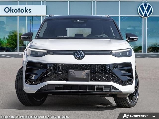 2026 Volkswagen Tiguan Comfortline R-Line Black Edition (Stk: KT-088) in Okotoks - Image 2 of 26