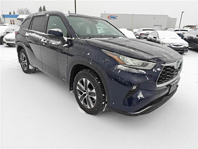 2022 Toyota Highlander Hybrid XLE in Ottawa - Image 10 of 38 2022 Toyota Highlander Hybrid XLE in Ottawa - Image 10 of 38
