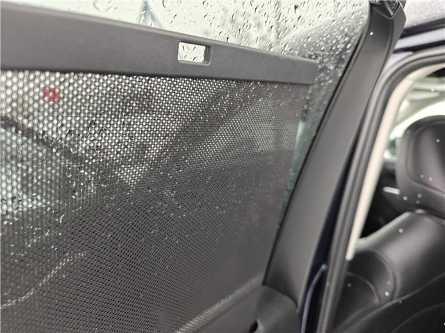 2022 Toyota Highlander Hybrid XLE in Ottawa - Image 20 of 38 2022 Toyota Highlander Hybrid XLE in Ottawa - Image 20 of 38