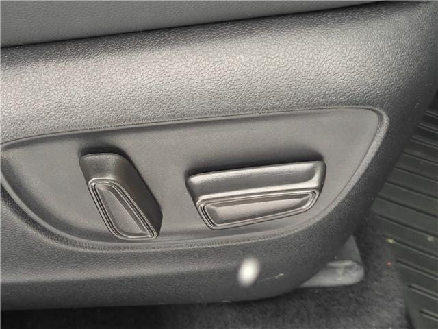 2022 Toyota Highlander Hybrid XLE in Ottawa - Image 26 of 38 2022 Toyota Highlander Hybrid XLE in Ottawa - Image 26 of 38