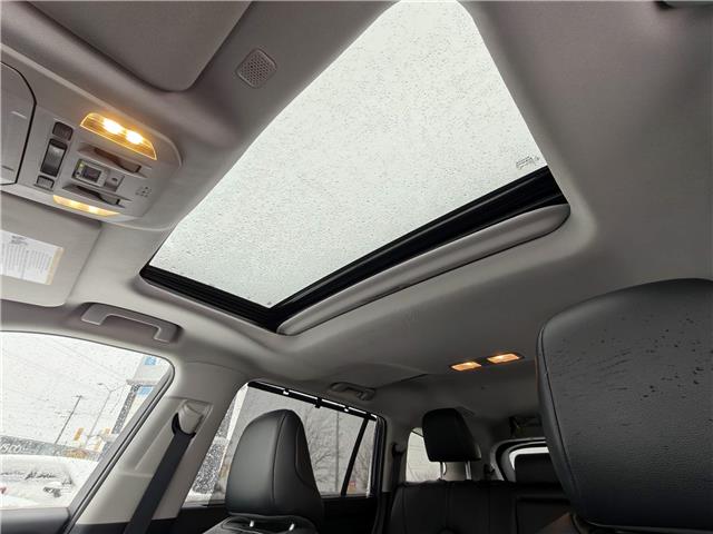 2022 Toyota Highlander Hybrid XLE in Ottawa - Image 38 of 38 2022 Toyota Highlander Hybrid XLE in Ottawa - Image 38 of 38