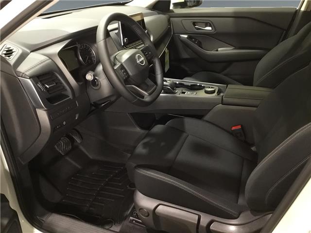 2026 Nissan Rogue S (Stk: N26000) in Sault Ste. Marie - Image 9 of 15