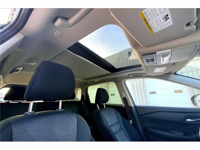 2024 Nissan Rogue SV Moonroof (Stk: 24A9753) in Sherwood Park - Image 17 of 27