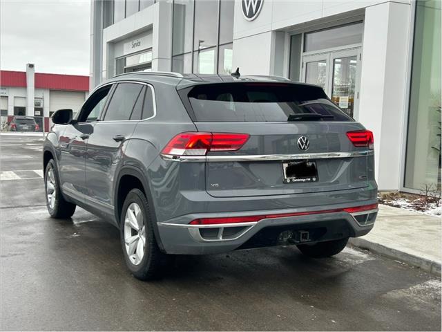 2022 Volkswagen Atlas Cross Sport 3.6 FSI Execline (Stk: CVW1138A) in Cambridge - Image 4 of 20