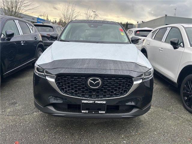2025 Mazda CX-5  (Stk: 791712) in Surrey - Image 2 of 5
