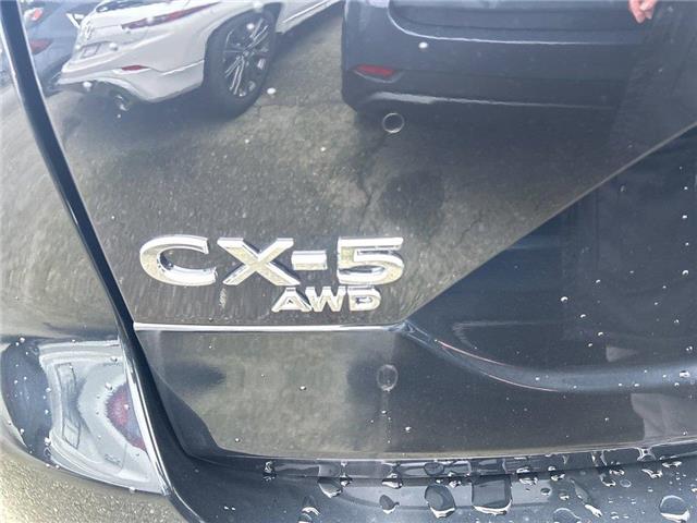 2025 Mazda CX-5  (Stk: 791712) in Surrey - Image 4 of 5