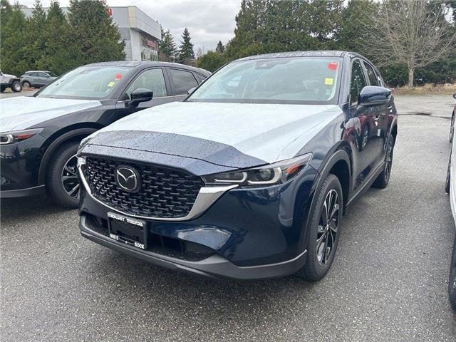 2025 Mazda CX-5  (Stk: 790408) in Surrey - Image 1 of 5
