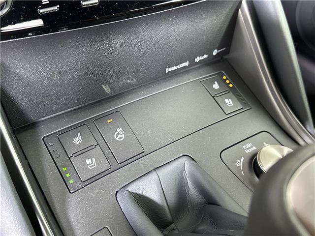 2025 Lexus IS 300 Base (Stk: 15105341) in Richmond Hill - Image 17 of 21