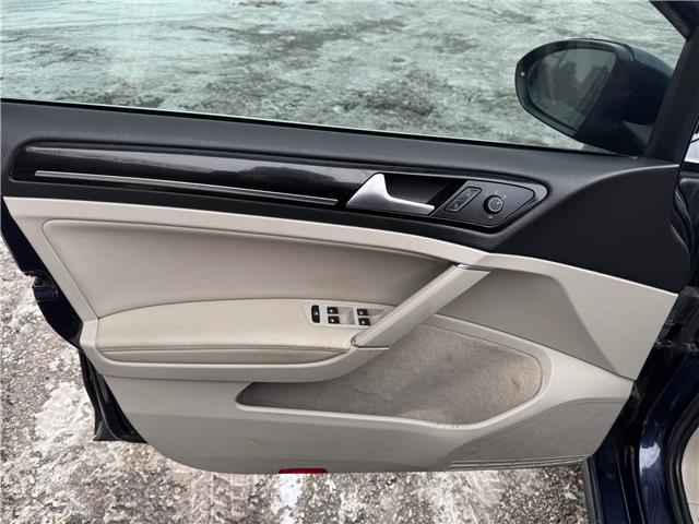 2017 Volkswagen Golf SportWagen 1.8 TSI Highline (Stk: 2511593) in Waterloo - Image 9 of 21
