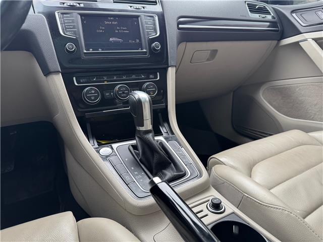 2017 Volkswagen Golf SportWagen 1.8 TSI Highline (Stk: 2511593) in Waterloo - Image 17 of 21