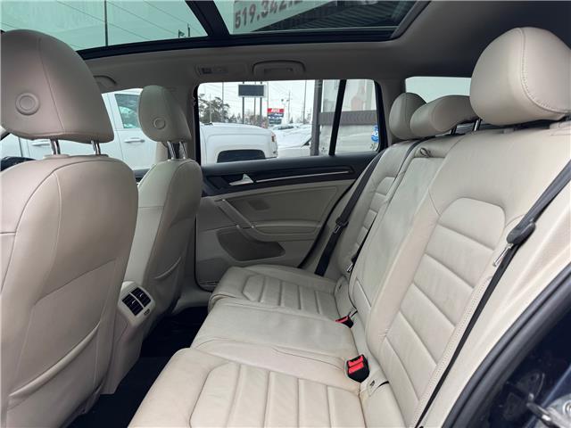 2017 Volkswagen Golf SportWagen 1.8 TSI Highline (Stk: 2511593) in Waterloo - Image 18 of 21