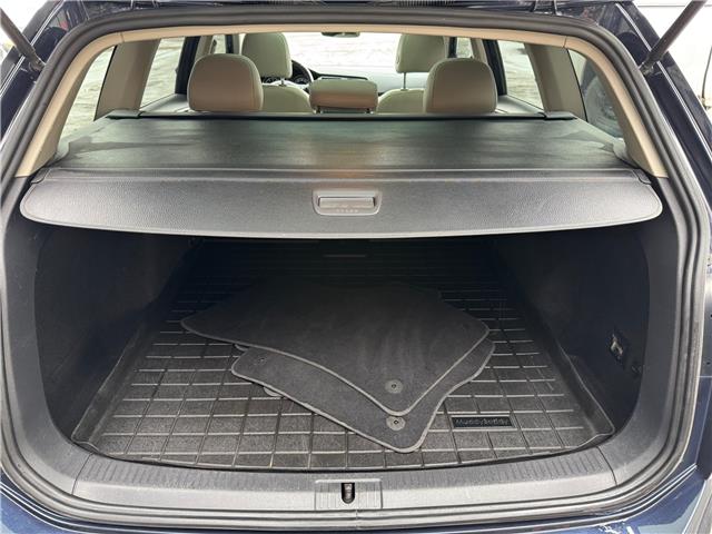 2017 Volkswagen Golf SportWagen 1.8 TSI Highline (Stk: 2511593) in Waterloo - Image 19 of 21