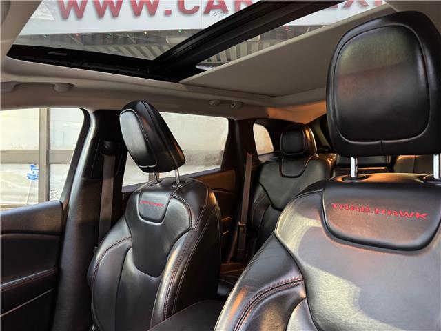 2016 Jeep Cherokee Trailhawk (Stk: 2511629) in Waterloo - Image 12 of 22
