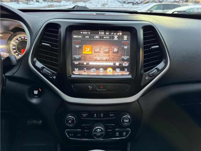 2016 Jeep Cherokee Trailhawk (Stk: 2511629) in Waterloo - Image 14 of 22