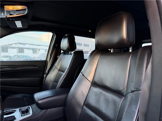 2016 Jeep Grand Cherokee Overland (Stk: 4556C) in Calgary - Image 6 of 19