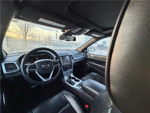 2016 Jeep Grand Cherokee Overland (Stk: 4556C) in Calgary - Image 7 of 19