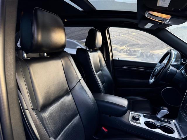 2016 Jeep Grand Cherokee Overland (Stk: 4556C) in Calgary - Image 18 of 19