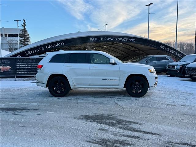 2016 Jeep Grand Cherokee Overland (Stk: 4556C) in Calgary - Image 2 of 19