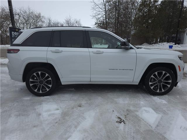 2022 Jeep Grand Cherokee Overland (Stk: 25033A) in New Hamburg - Image 4 of 20