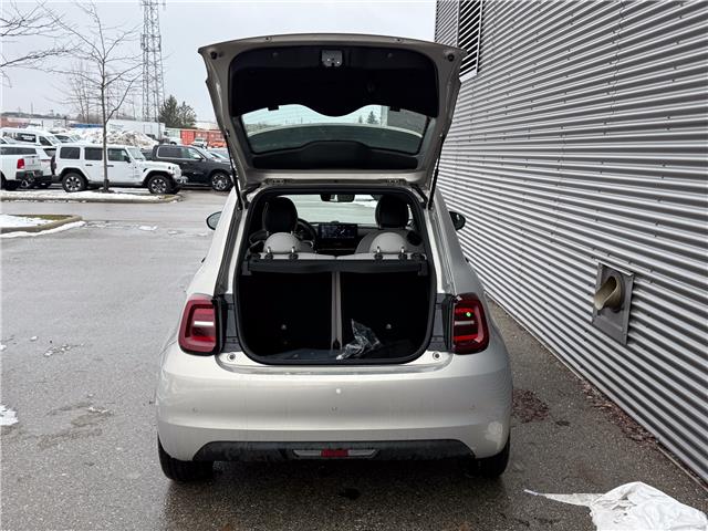 2025 Fiat 500e Base (Stk: F25013) in London - Image 6 of 22